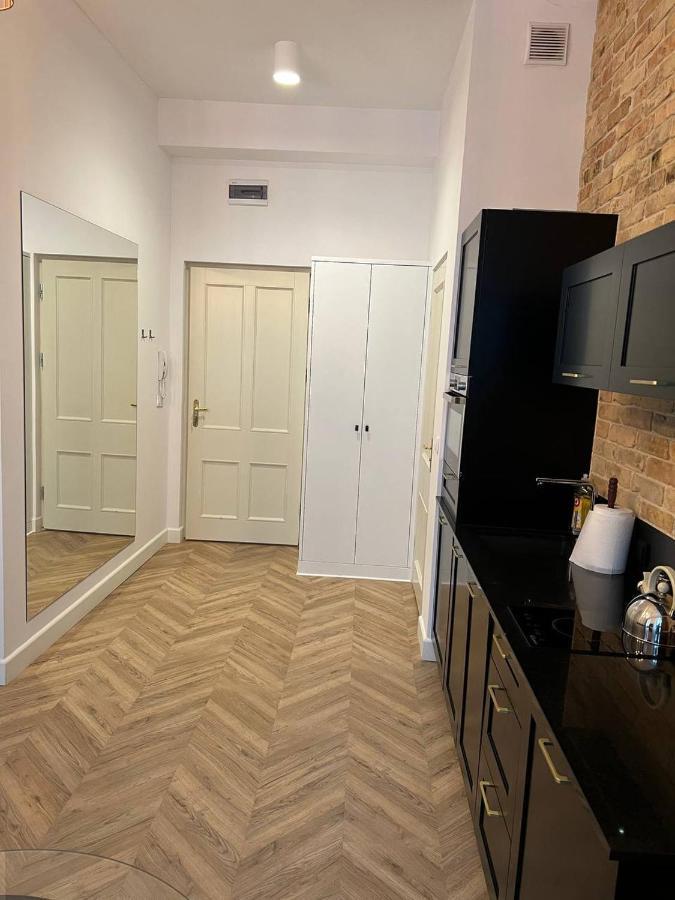 Luxury Apartment In The City Center , Wi-Fi - By Hik Apartments وارسو المظهر الخارجي الصورة