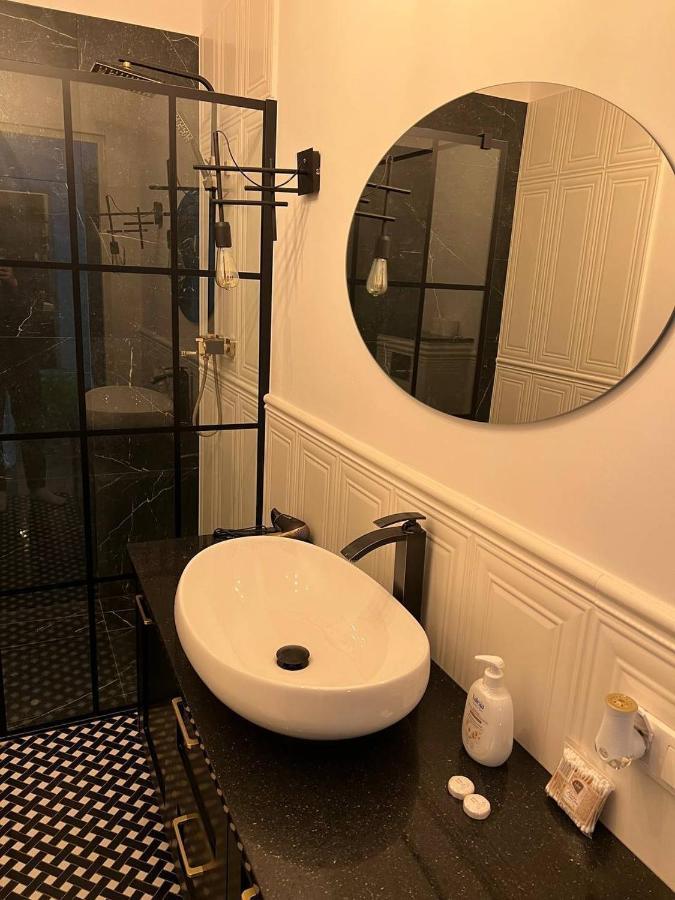 Luxury Apartment In The City Center , Wi-Fi - By Hik Apartments وارسو المظهر الخارجي الصورة